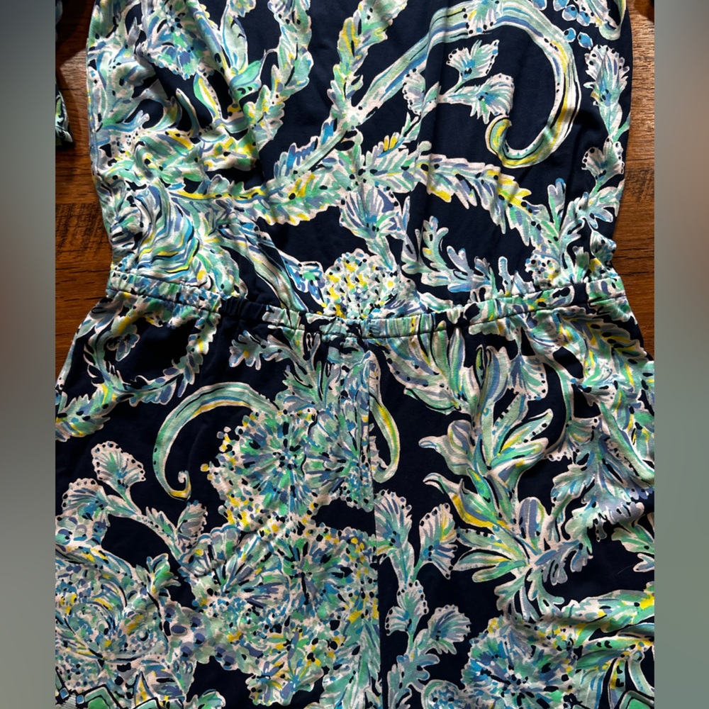 Lilly Pulitzer Lula Romper High Tide Navy Scuba Doo Engineered Romper Size SMALL - Picture 13 of 15
